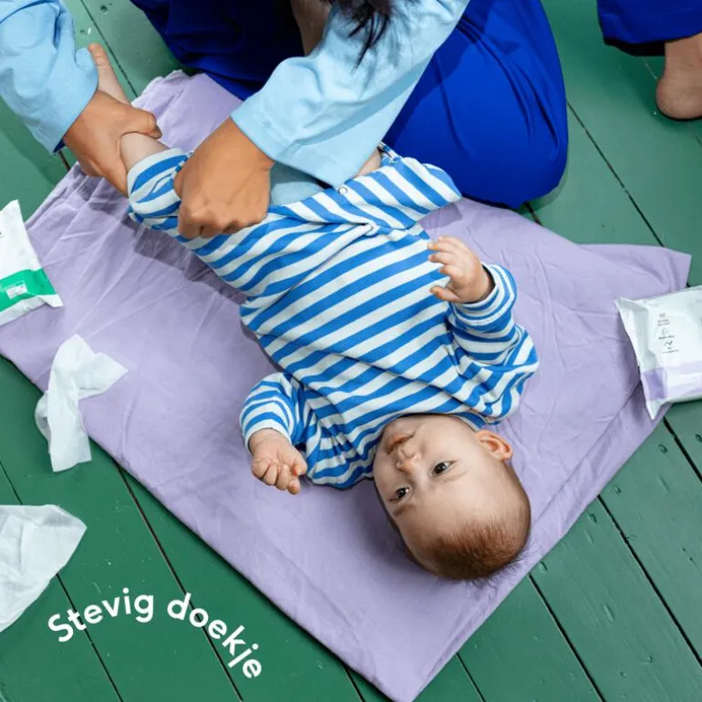 Naïf Plasticvrije Lotion Billendoekjes 8x54 stuks