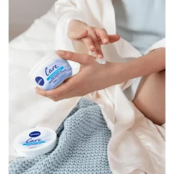 NIVEA Care Voedende Crème 24u Hydratatie 200 ML
